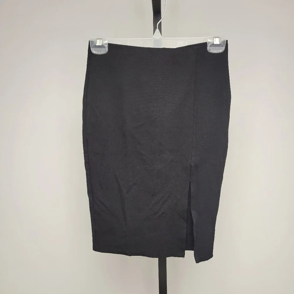 Mezzanine Stretch Slit Front Skirt
